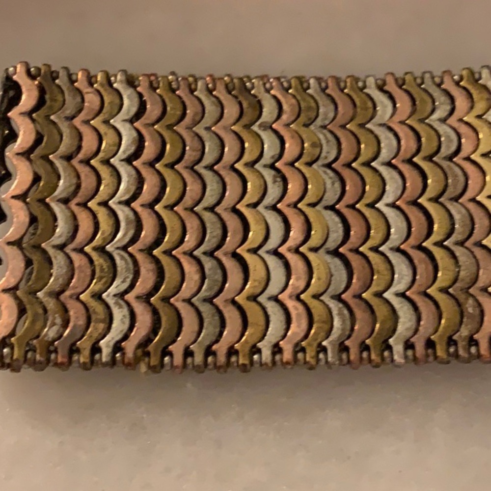 Tricolor estate stretch bracelet